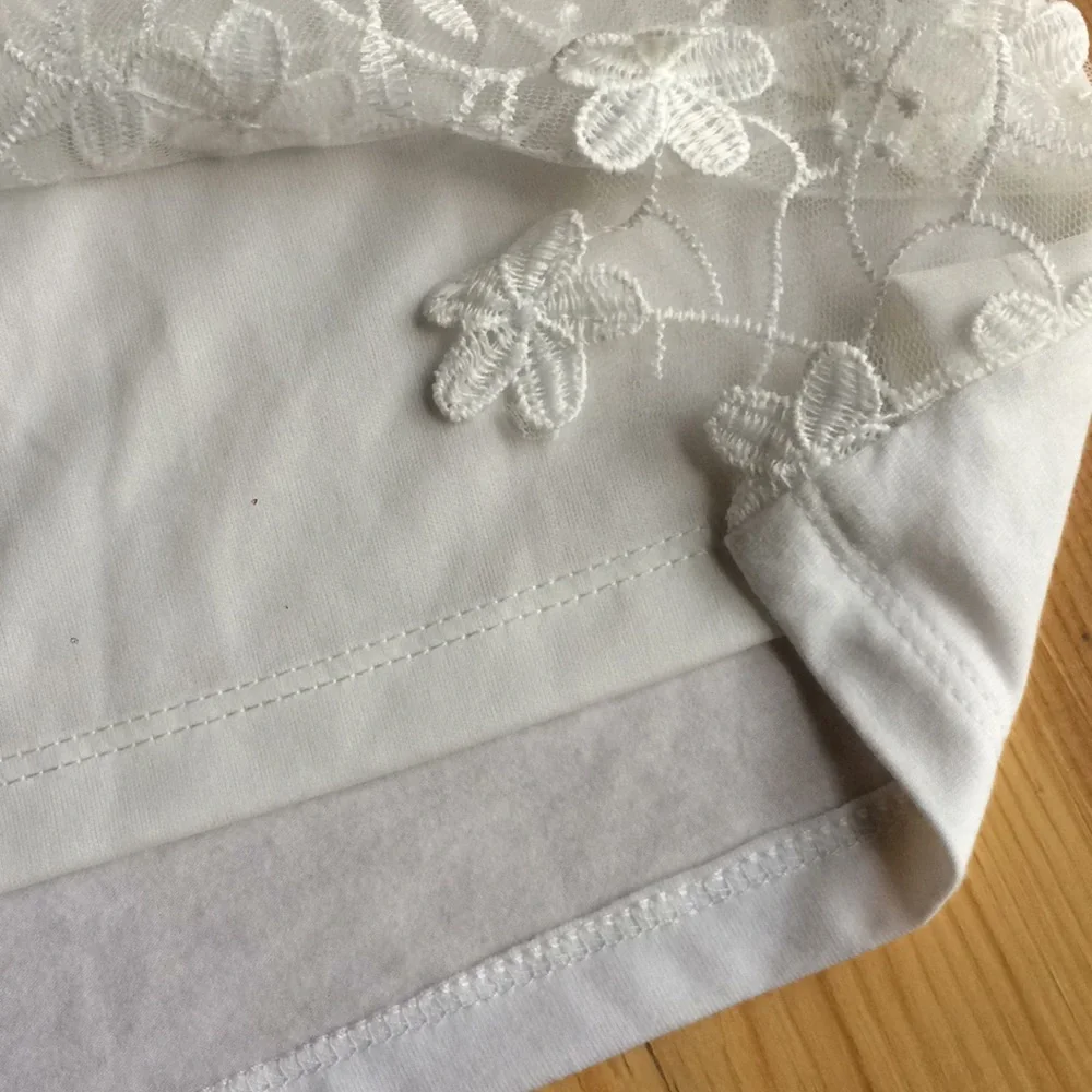 Adiva S white floral scalloped lace overlay sleeveless top - Picture 6 of 9